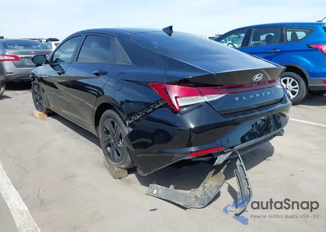 2021 Hyundai Elantra Sel z USA, uszkodzony, nr VIN KMHLS4AG3MU063095